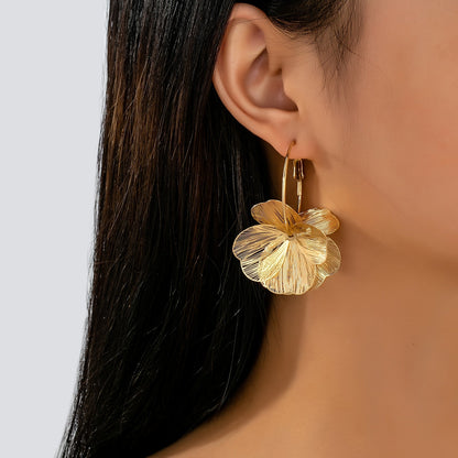 Exaggerated Gold Hollow Earrings