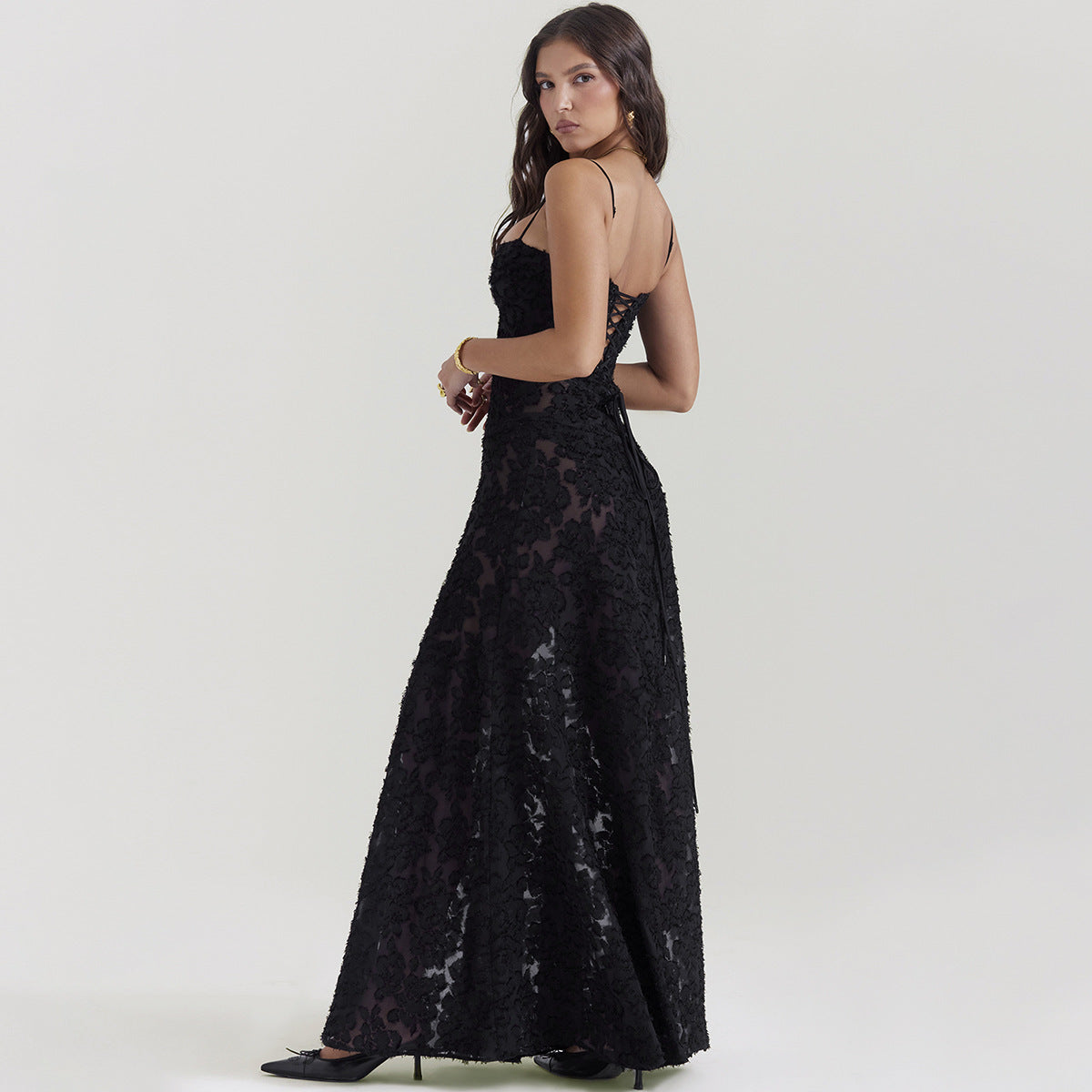 Evie Lace Maxi Dress