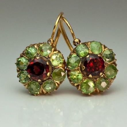 Chic Green and Red Crystal Round Earrings