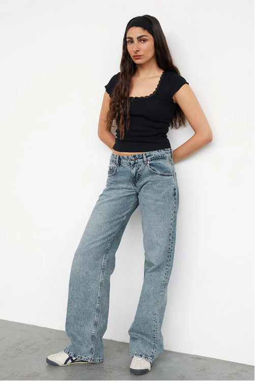 Ultra-Chic Low Rise Jeans