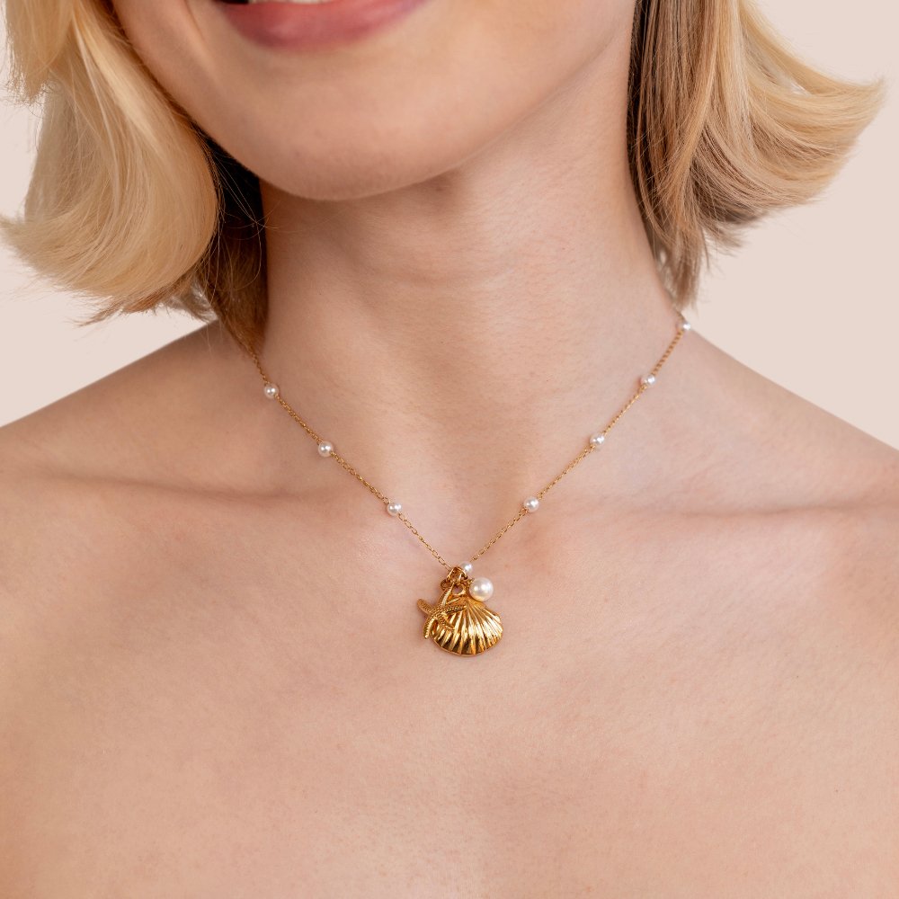 Shell Charm Necklace