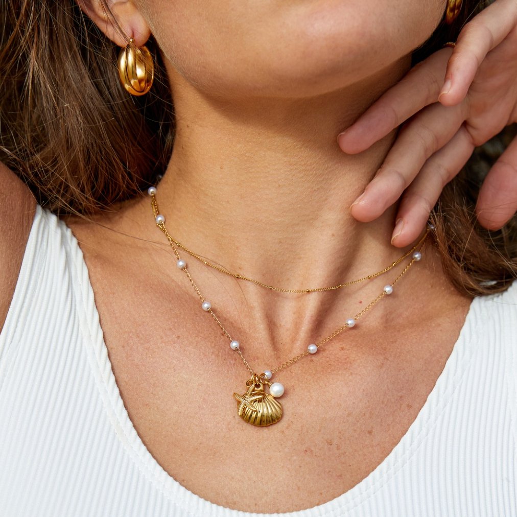 Shell Charm Necklace