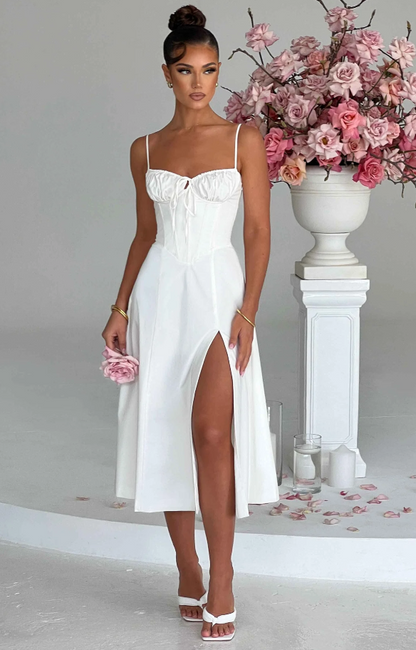 EVIAN | Flattering Summer Dress